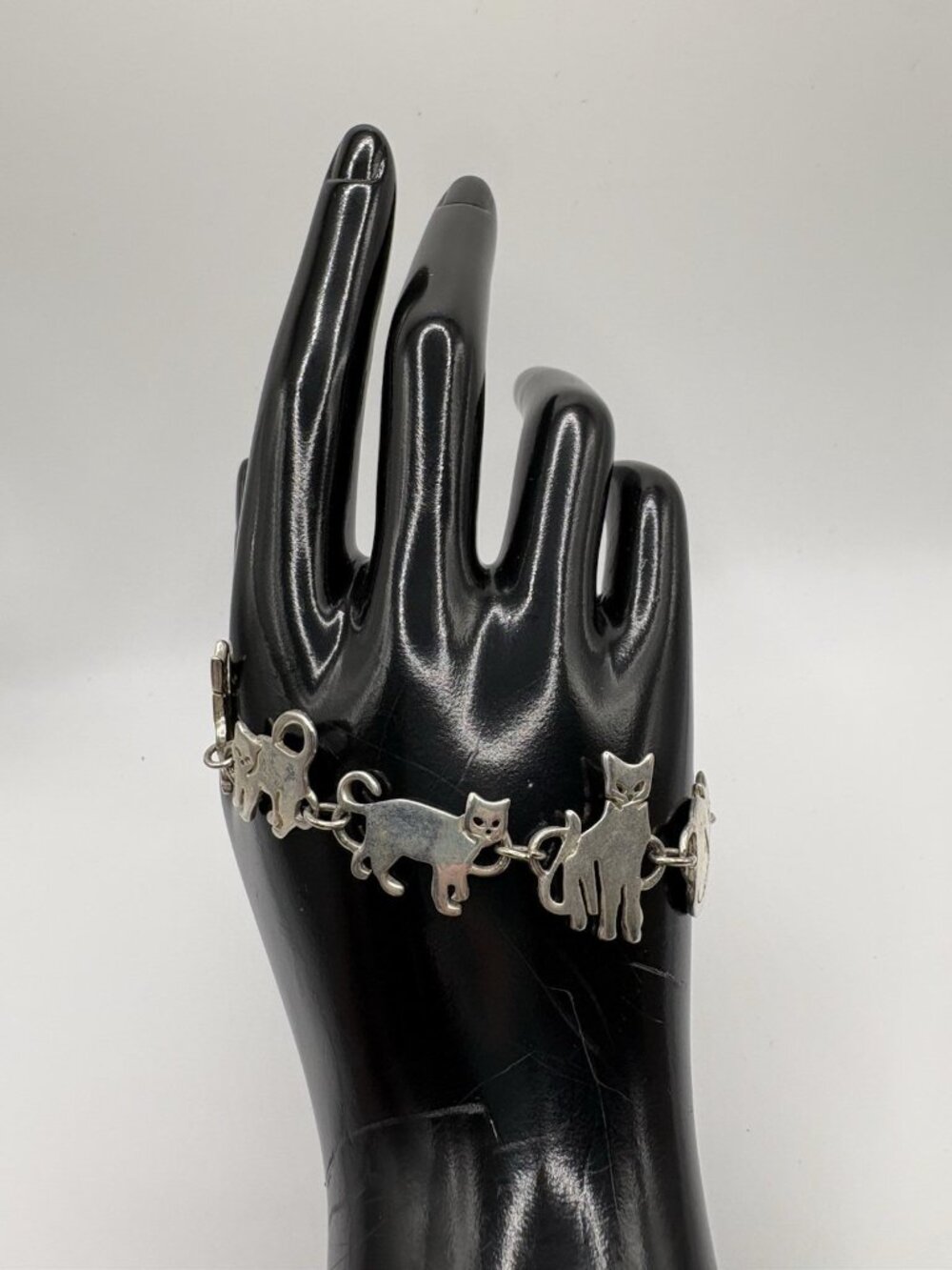 Silver Tone Kitty Cat Chain Charm Bracelet